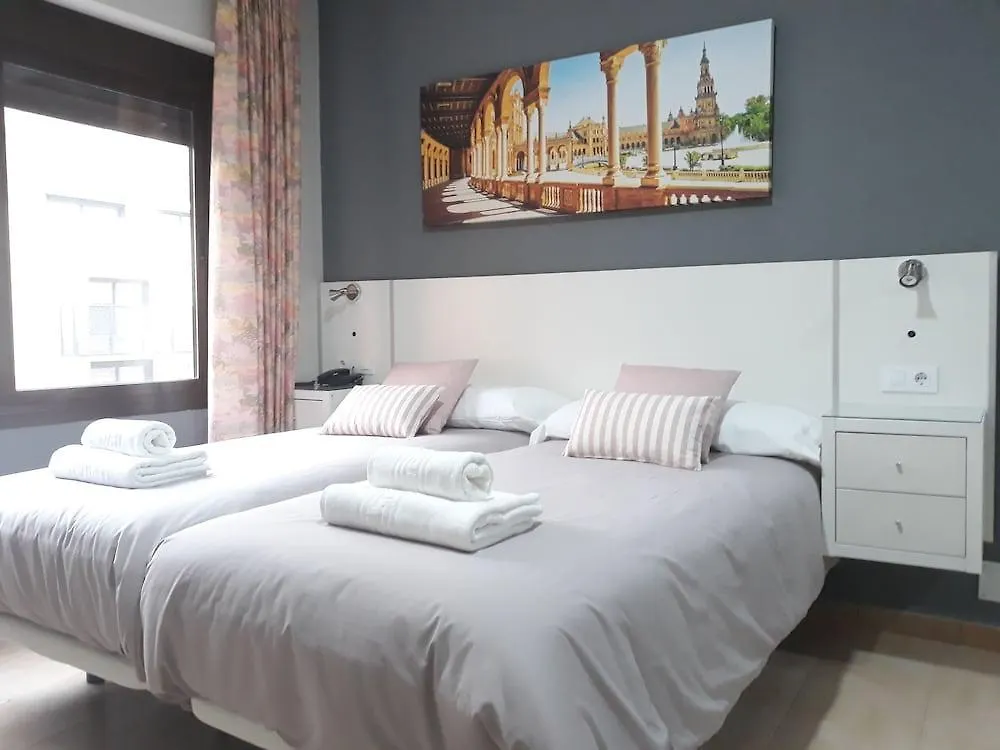Bonito Apartamento En Triana 202 location